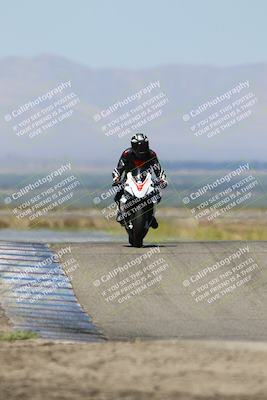 media/Jun-14-2025-Lets Ride (Sat) [[c36d48699a]]/C Group/1140am (Grapevine)/